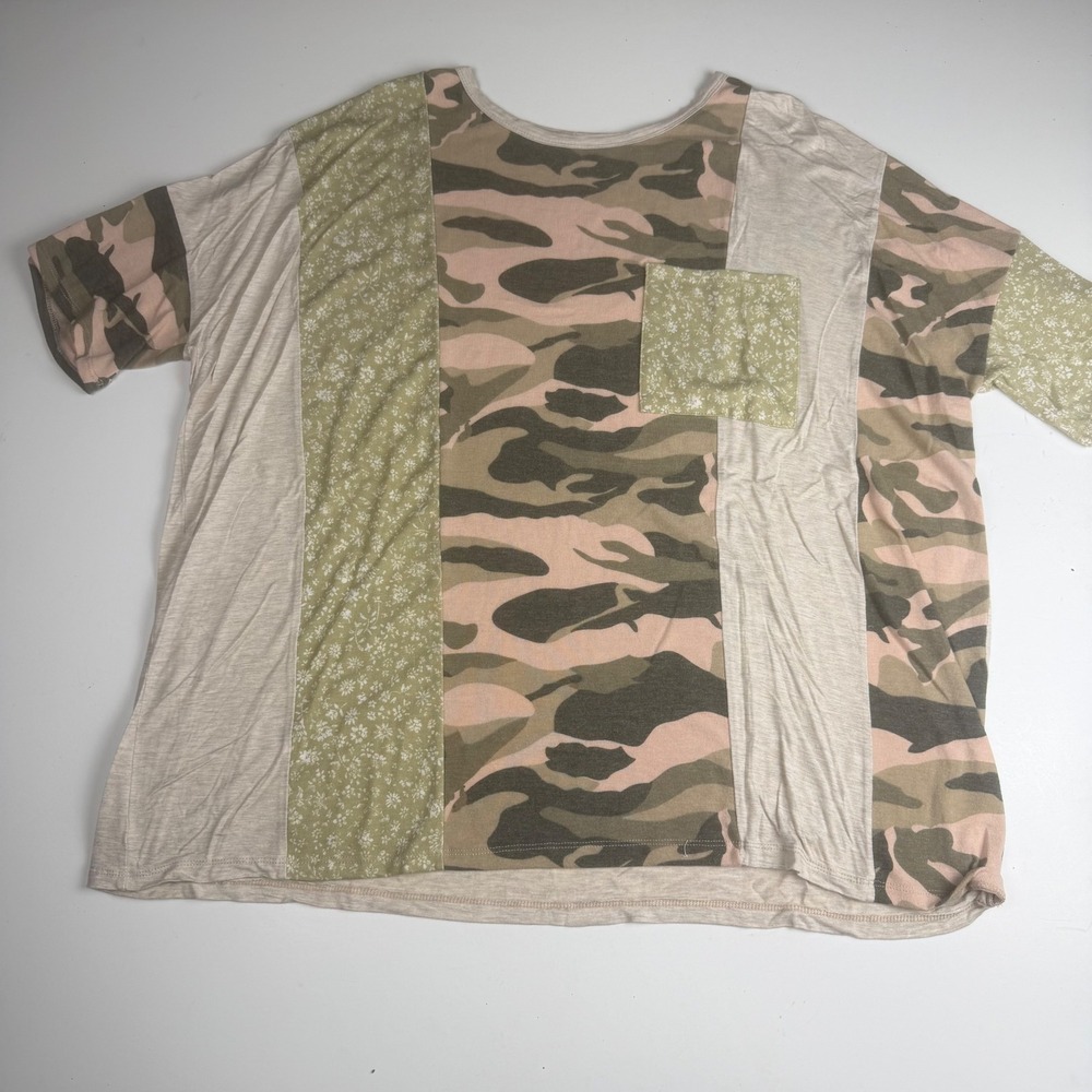 Oddi Womens Soft Flowy Work Shirt Camo Floral Patchwork Pocket Tee Pink Green 2X